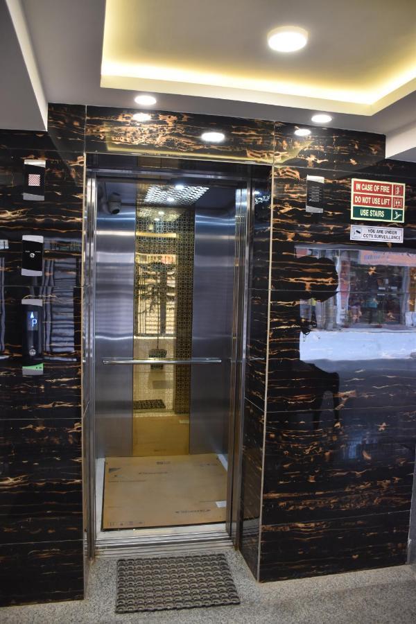 Lemon Green Residency - Hotel And Serviced Apartments Nova Deli Exterior foto