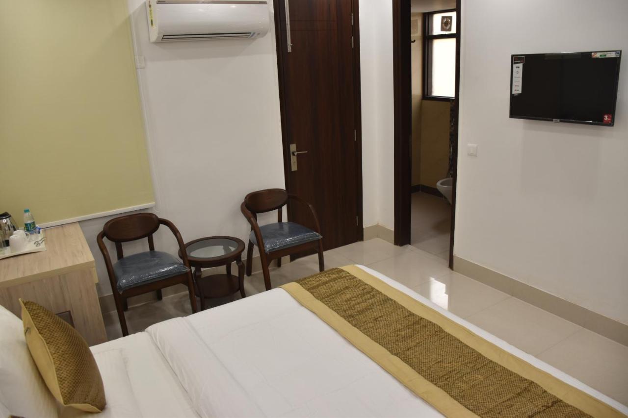Lemon Green Residency - Hotel And Serviced Apartments Nova Deli Exterior foto