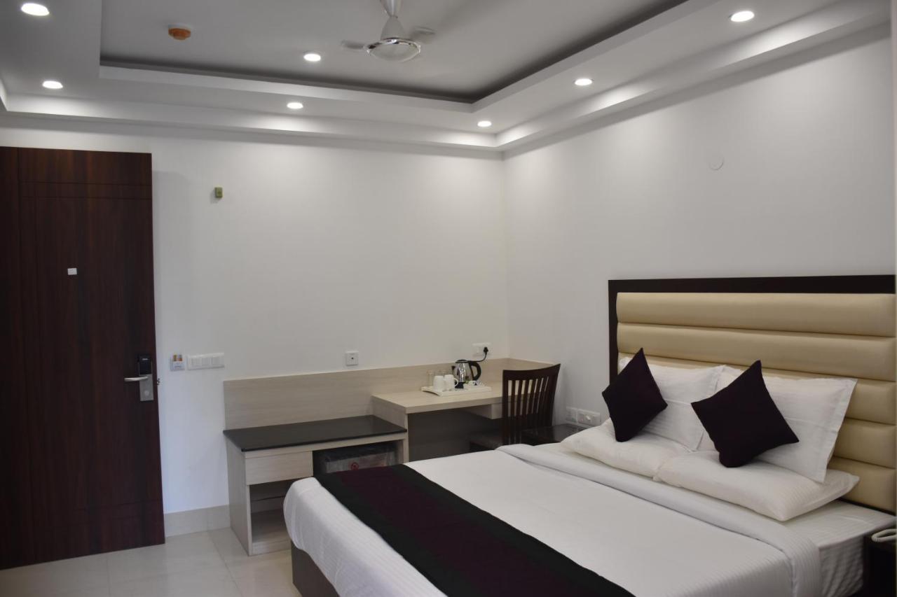 Lemon Green Residency - Hotel And Serviced Apartments Nova Deli Exterior foto