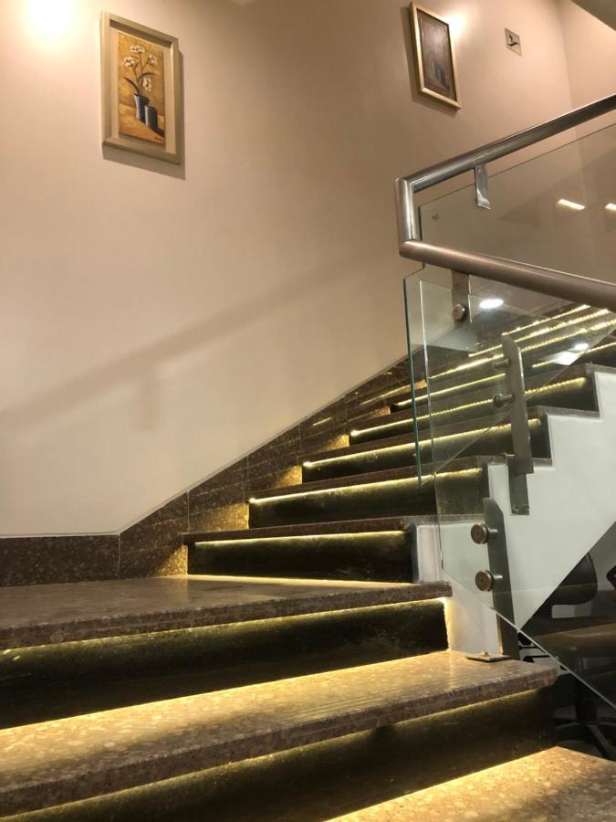Lemon Green Residency - Hotel And Serviced Apartments Nova Deli Exterior foto