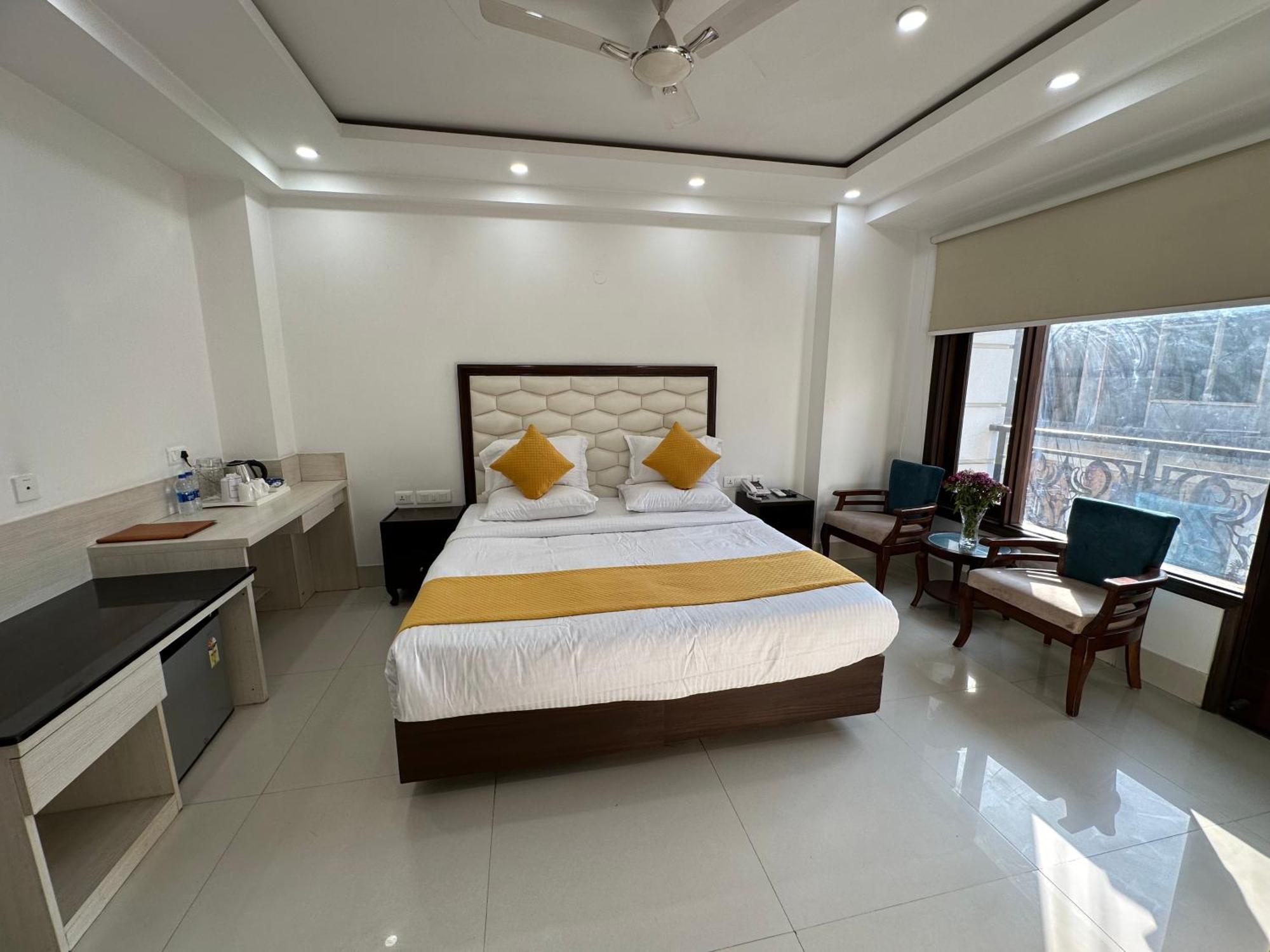 Lemon Green Residency - Hotel And Serviced Apartments Nova Deli Exterior foto