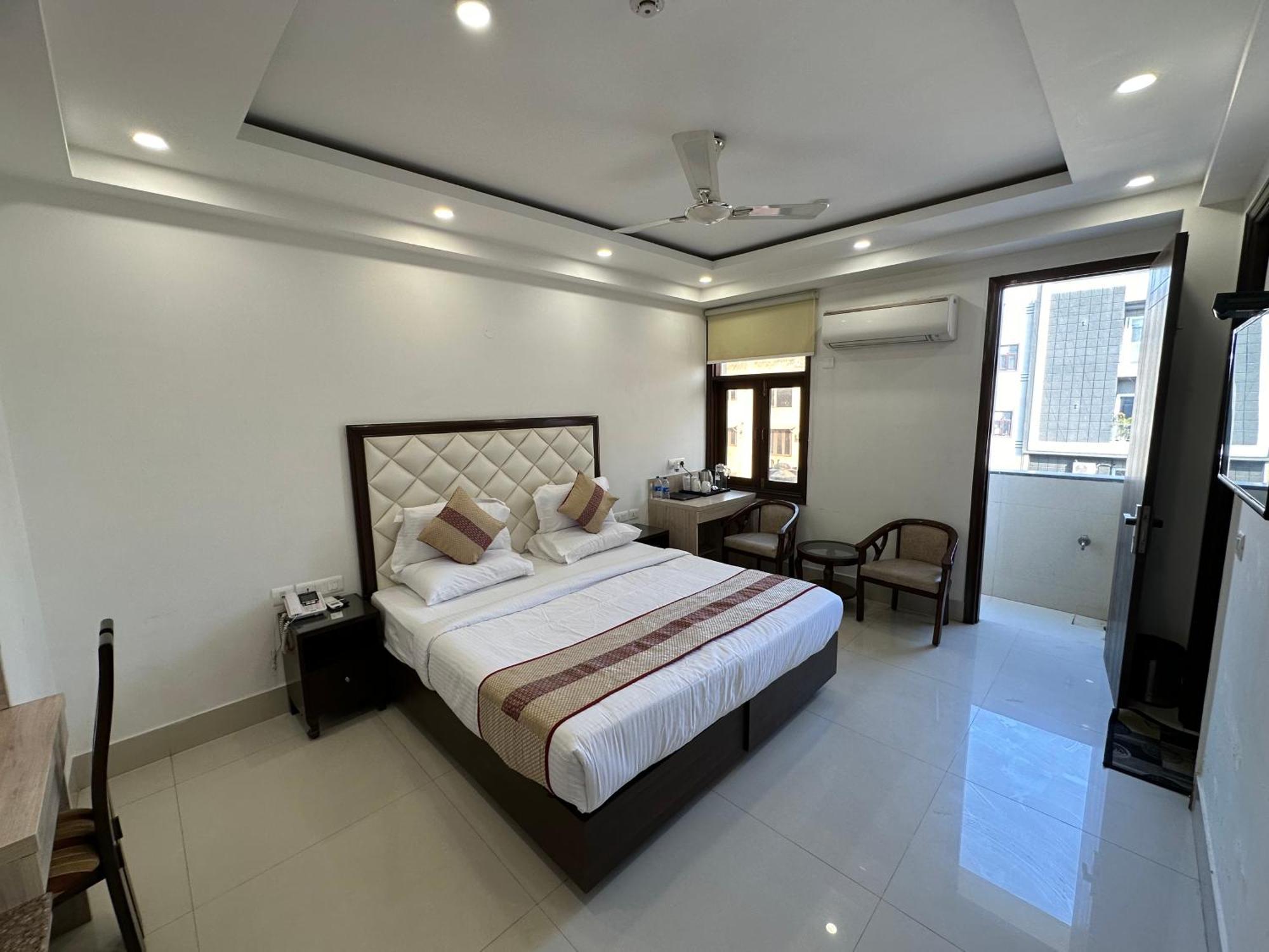 Lemon Green Residency - Hotel And Serviced Apartments Nova Deli Exterior foto