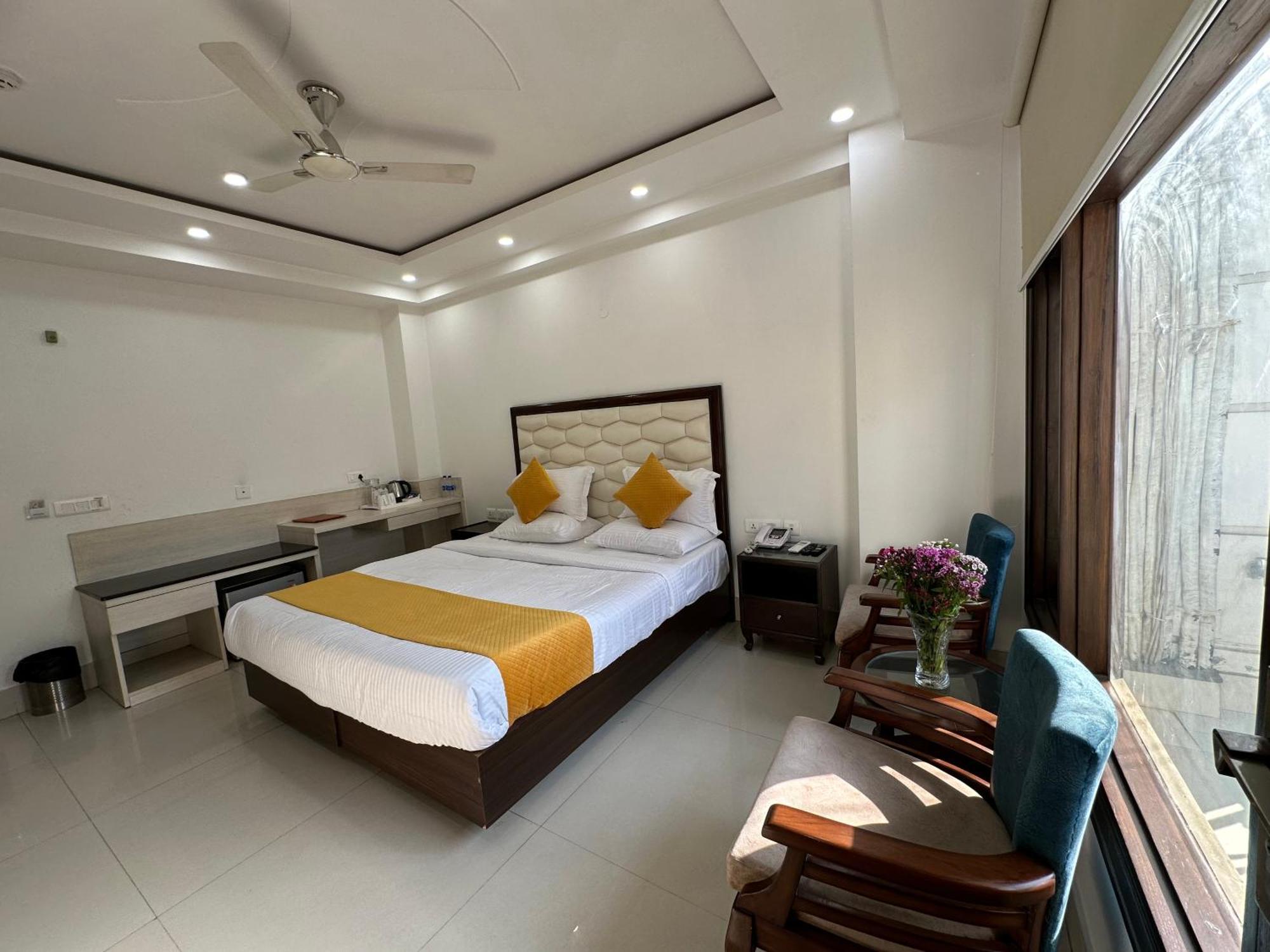 Lemon Green Residency - Hotel And Serviced Apartments Nova Deli Exterior foto